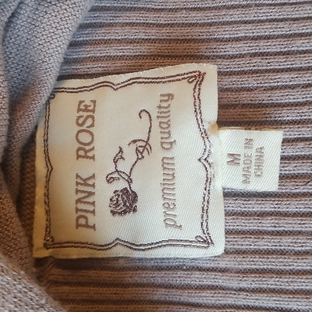Cardigan - Picture 2 of 3